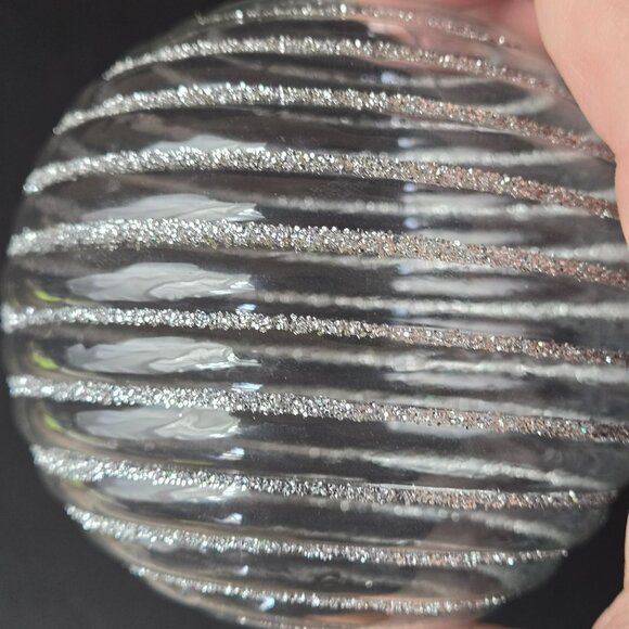 Vintage German Shatterproof Ribbed Ornaments Set Of 3 Clear Silver Stripe 4" - Picture 2 of 8